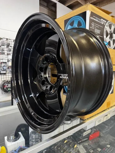 Advan GT HEAVY DUTY 17X8.5 -10 6×139 RACING TITANIUM BLACK